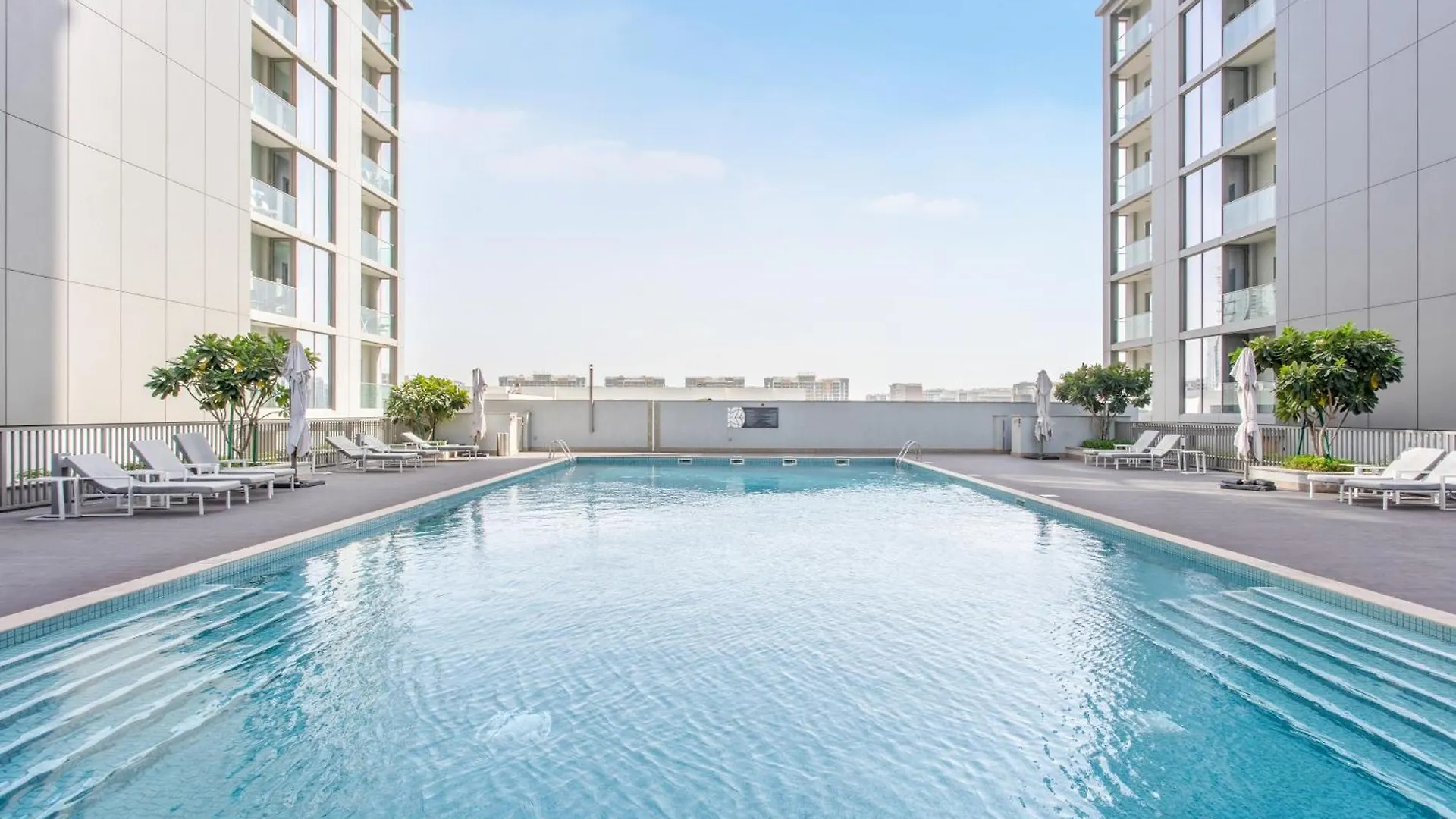 Stay By Latinem Luxury 1Br Holiday Home Cv A2710 Near Downtown Dubai 0*,